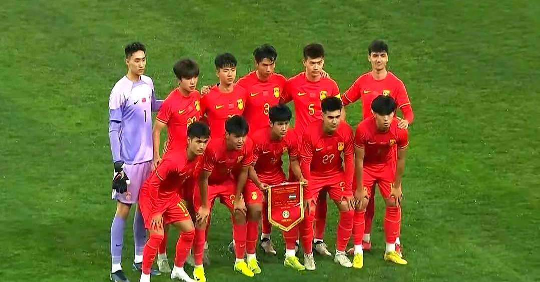 精彩战胜对手，中国队锋利射门